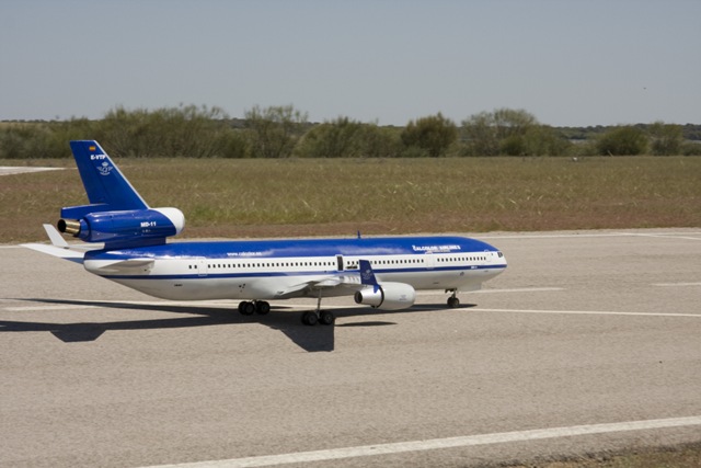 Download EUG000260 (640Wx427H)